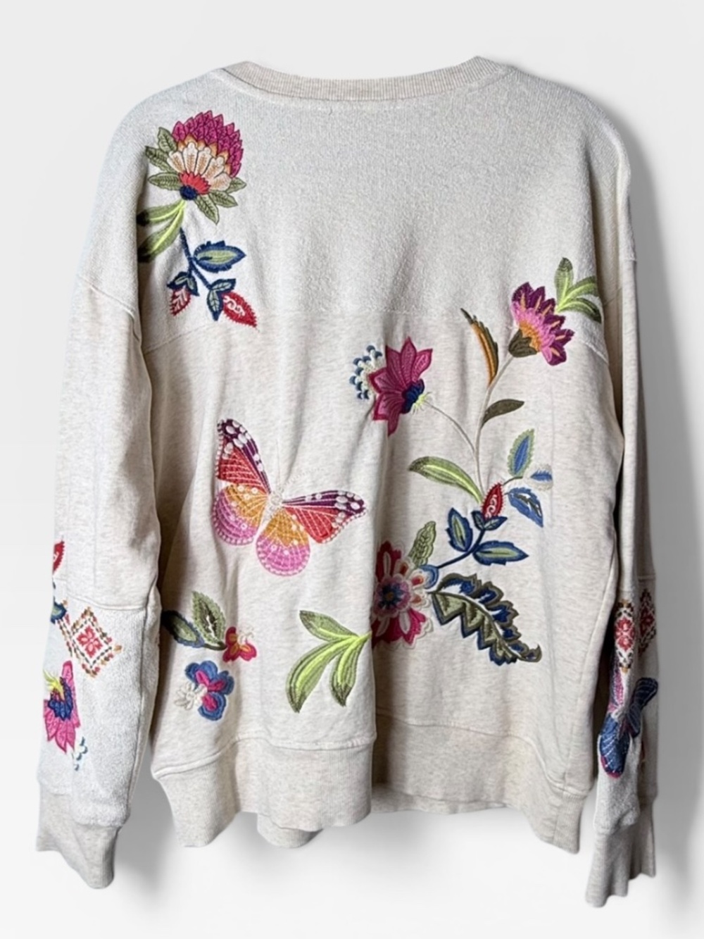 Johnny Was Embroidered Floral Pullover Crewneck Size Medium (0) - Picture 2 of 5